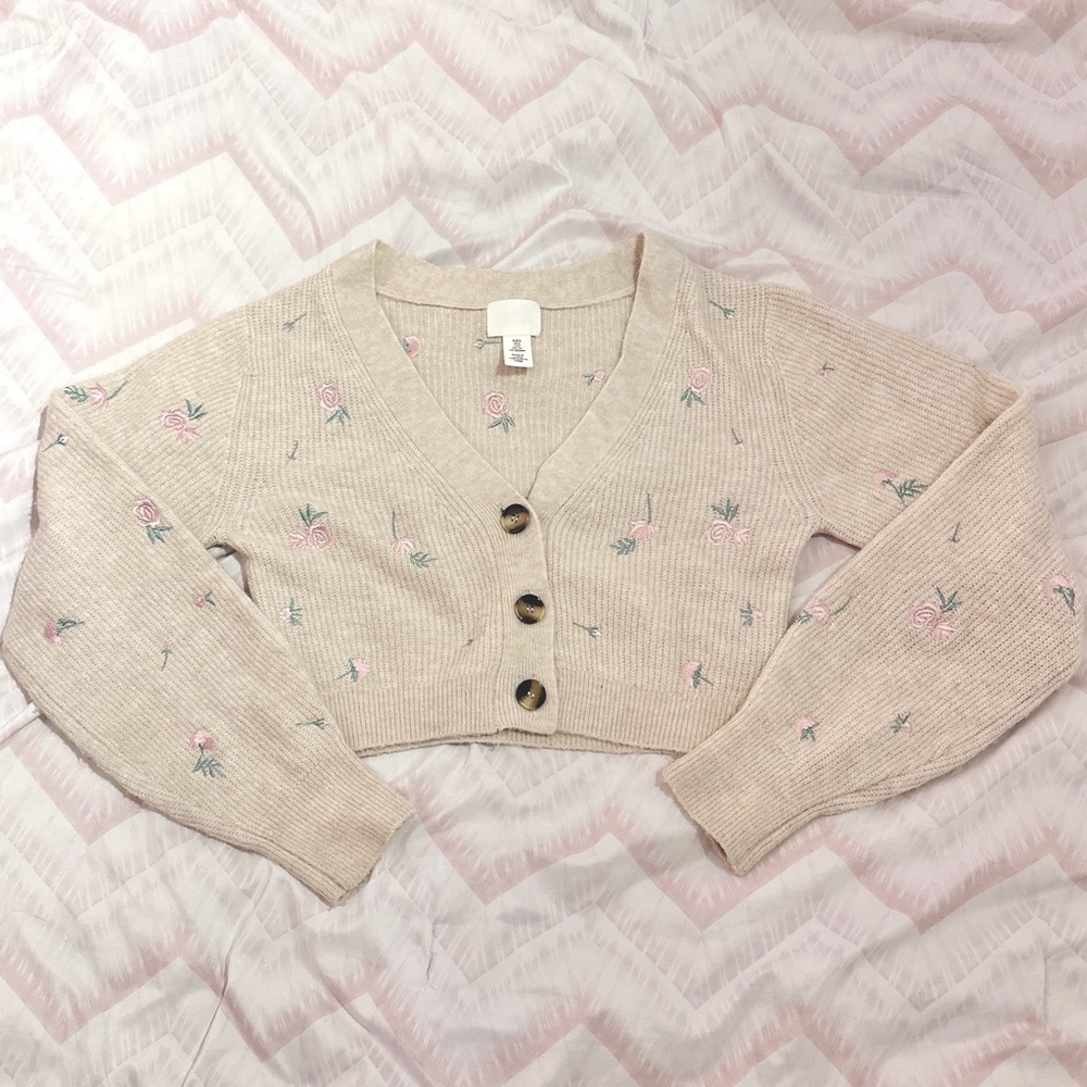 H&M | Embroidered floral crop cardigan